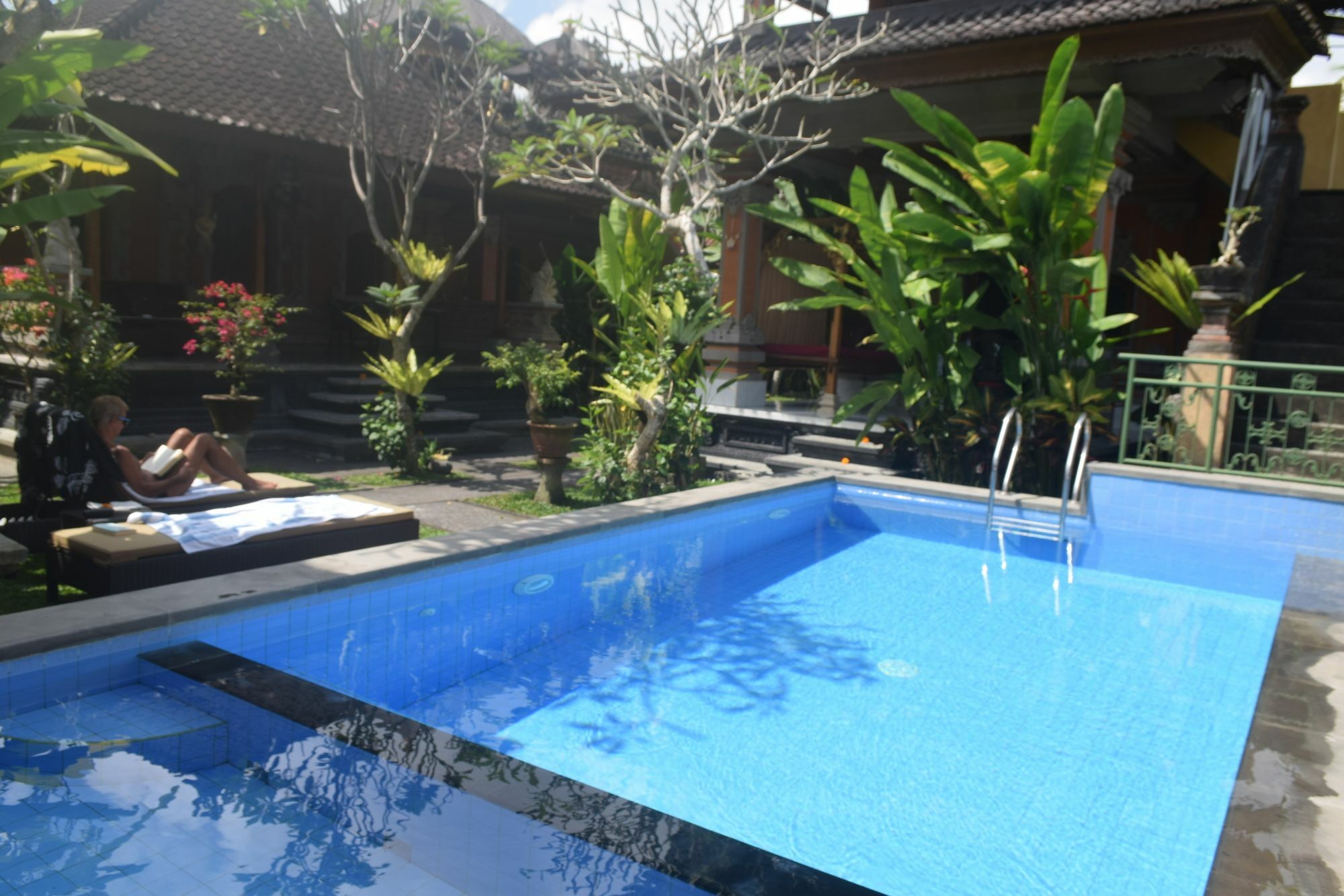Hotel Aura Bisma Ubud Esterno foto