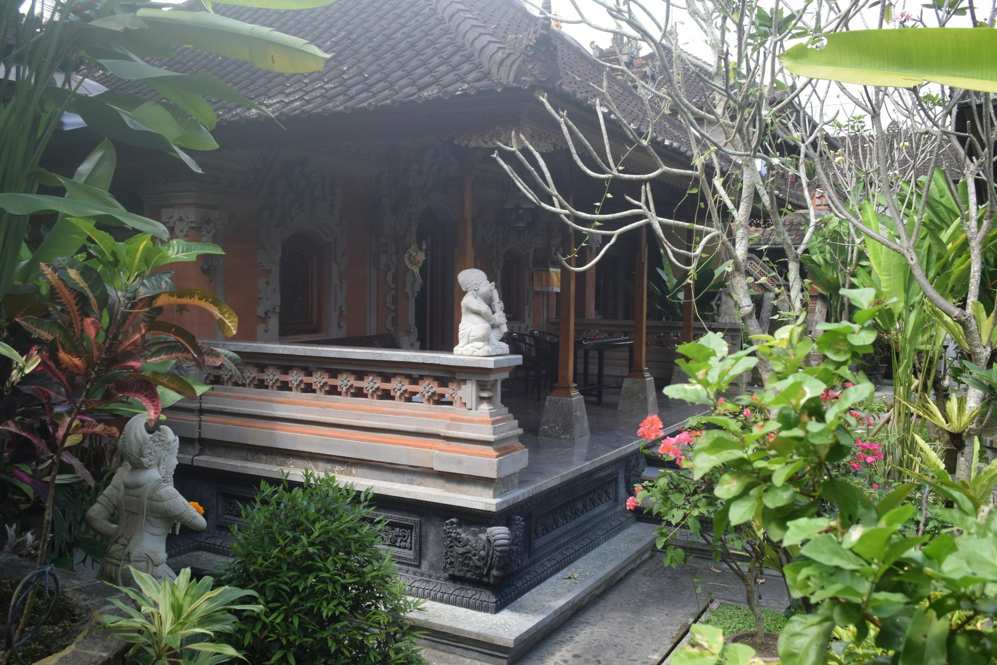 Hotel Aura Bisma Ubud Esterno foto